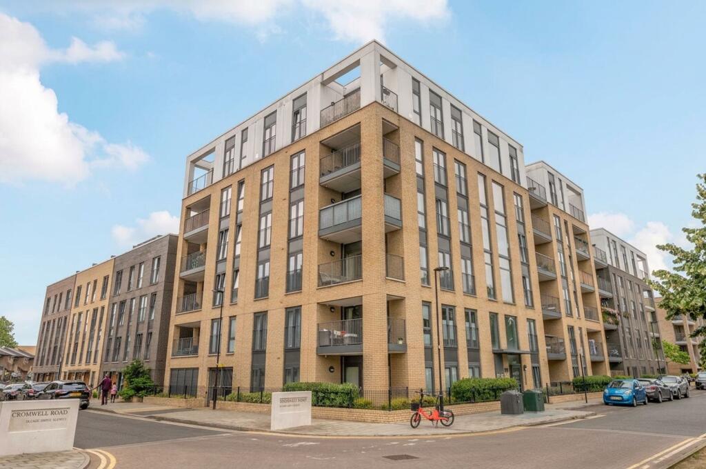 Main image of property: Eythorne Road, London, SW9