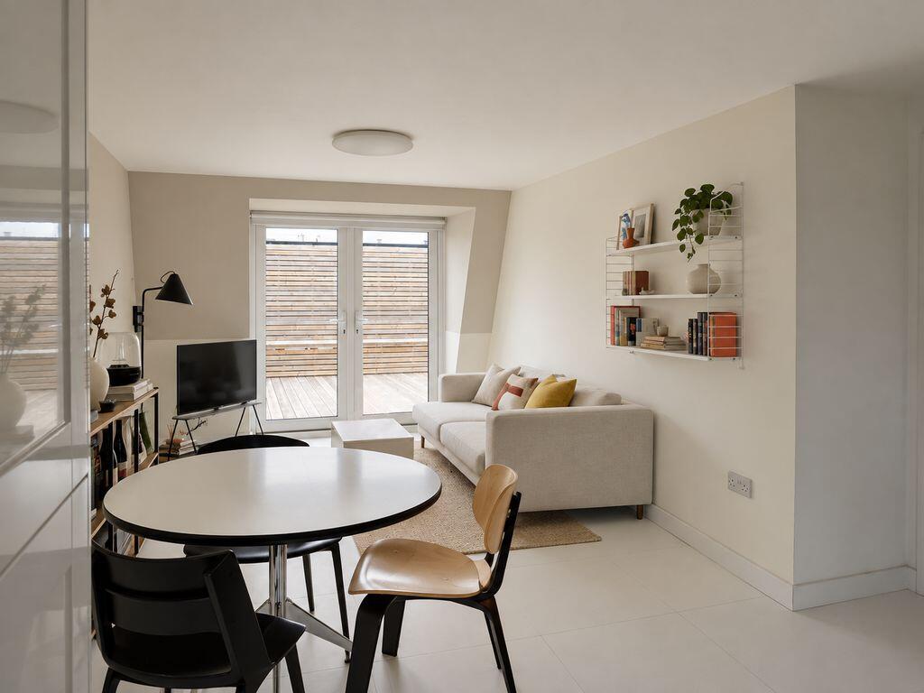 Main image of property: Warwick Road, Kenilworth