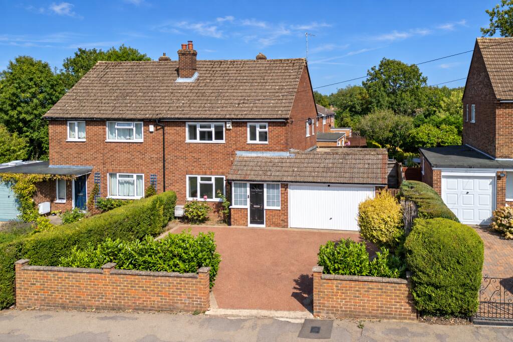 Main image of property: Archers Way, Lane End, High Wycombe, Buckinghamshire, HP14