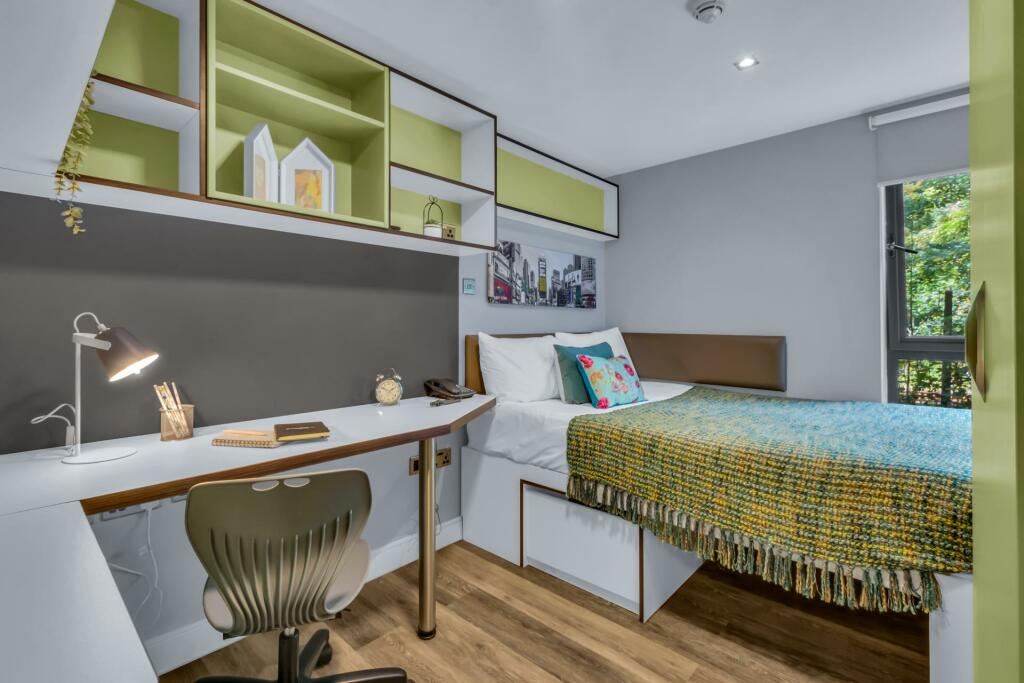 Main image of property: Leeds, Leeds