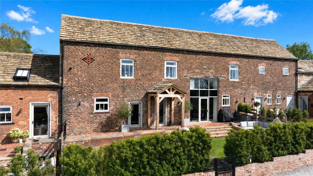 Main image of property: Newsam Green Farm, The Avenue, Leeds, West Yorkshire