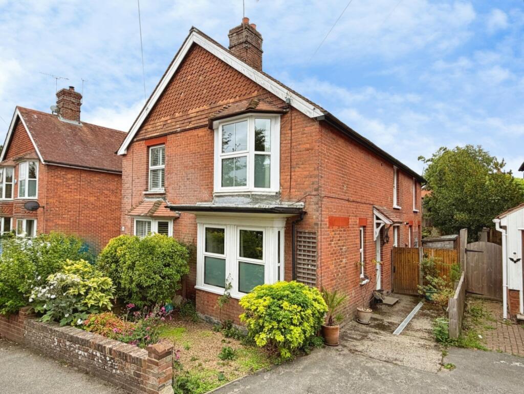 Main image of property: TENTERDEN
