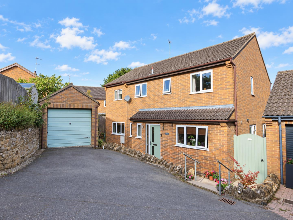 Main image of property: Holcot Road, Brixworth, Northampton