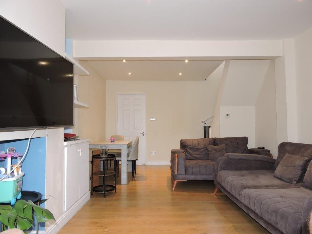 Main image of property: North Road, Hoddesdon