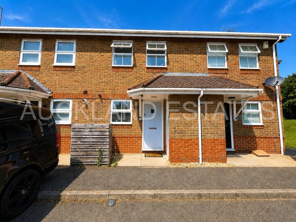 Main image of property: Oakfield Close, Potters Bar