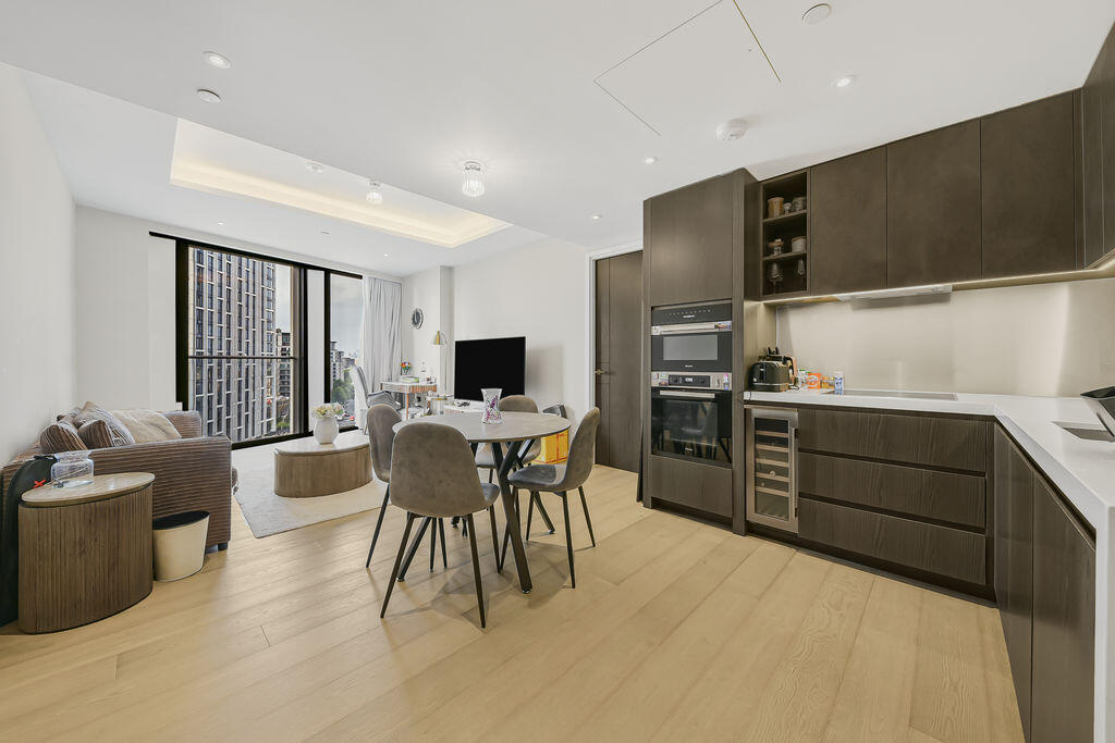 Main image of property:  Stunning large two double bedroom 2 bathroom apartment on the 9th Floor