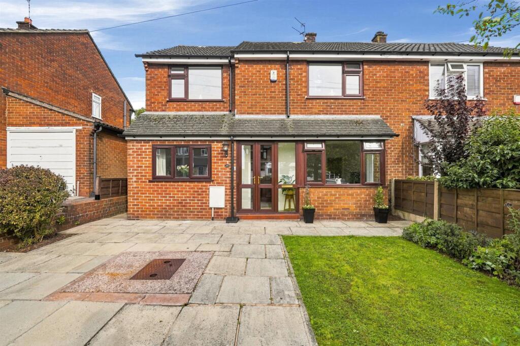 Main image of property: Barnfield Road, Bollington, SK10 5DZ