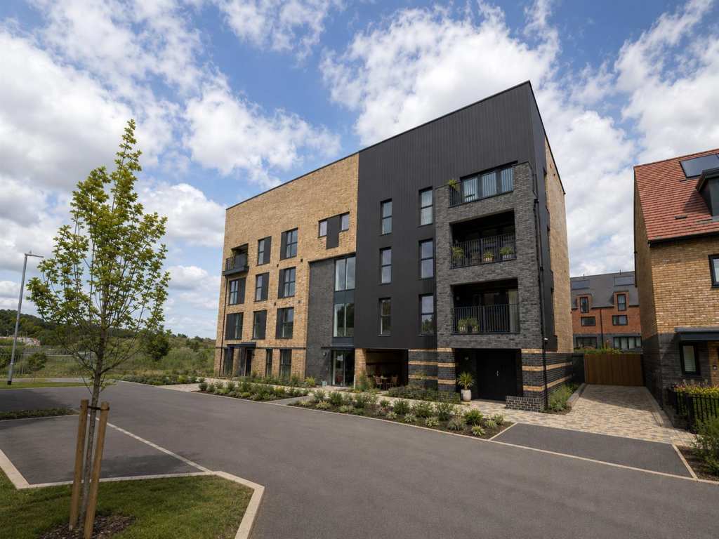 Main image of property: Stonehaven, Ebbsfleet, DA10