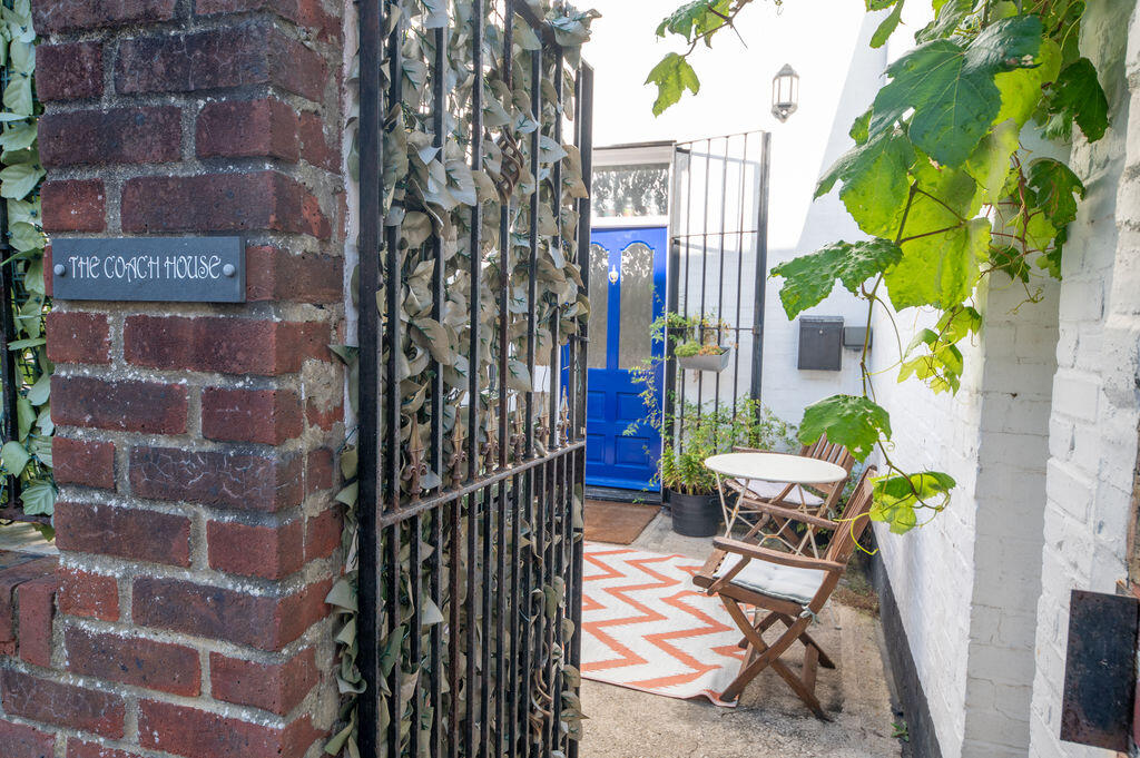 Main image of property: Dartmouth Mews, Southsea