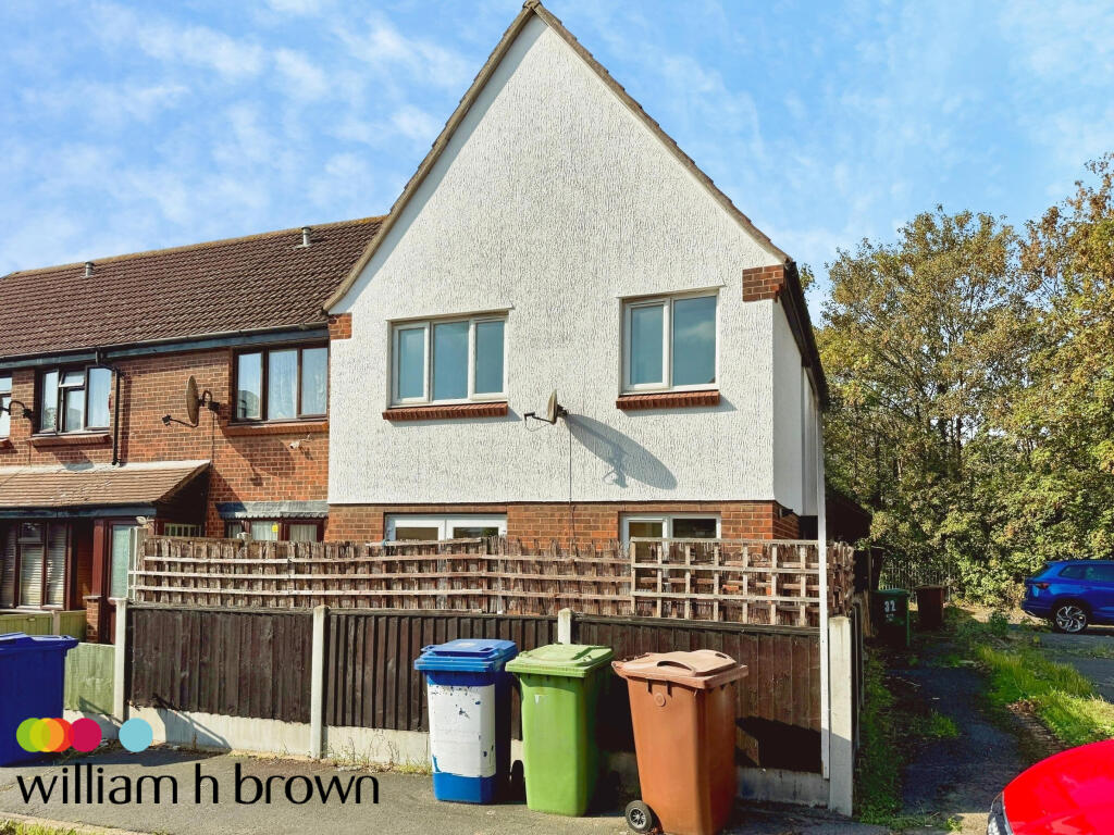 Main image of property: Chapel Close, GRAYS