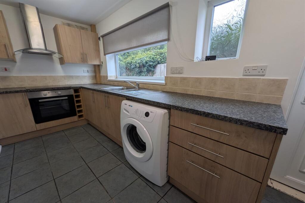 Main image of property: Larchdene Avenue, Wollaton, NG8 2PF