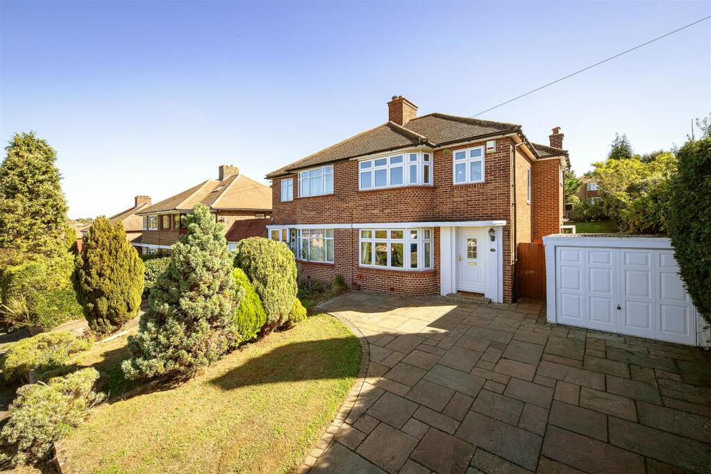 Main image of property: Eskdale Gardens, Purley