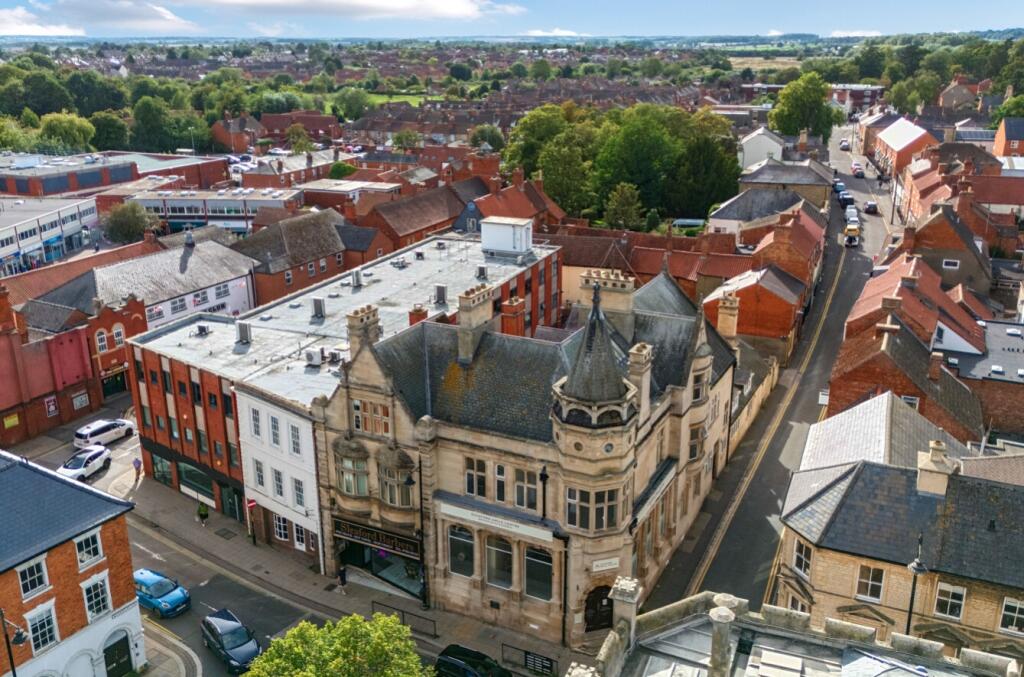 Main image of property: 26 Market Place, Sleaford, Lincolnshire, NG34