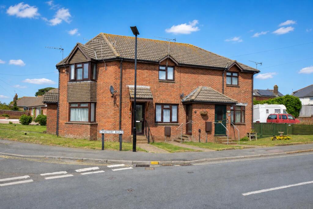 Main image of property: CHAIN FREE * LAKE