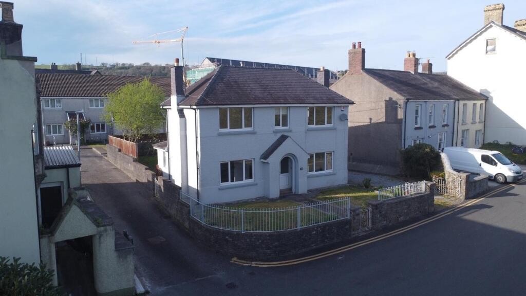 Main image of property: The Parade, Carmarthen, SA31