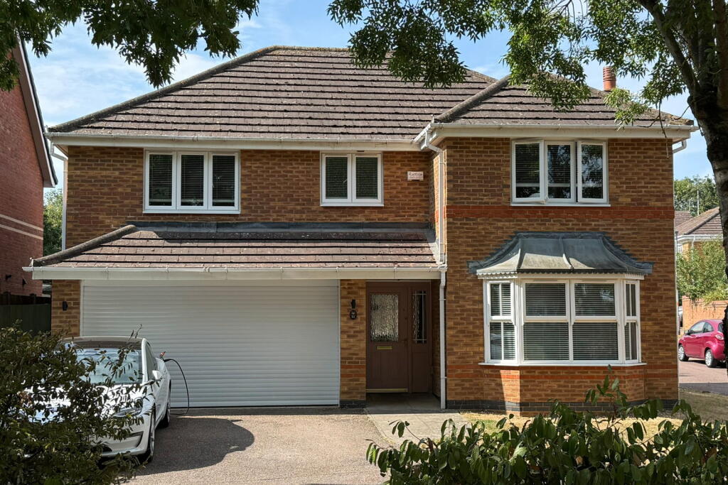 Main image of property: Lansdown Close, Daventry, NN11 0GP