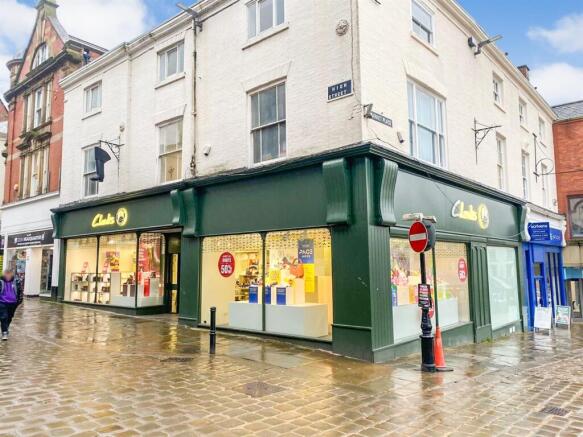 High Street &amp; Market Place Frontage