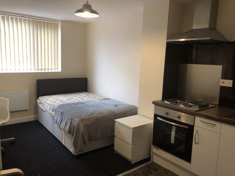 Main image of property: STUDIO APARTMENT ON BOROUGH ROAD