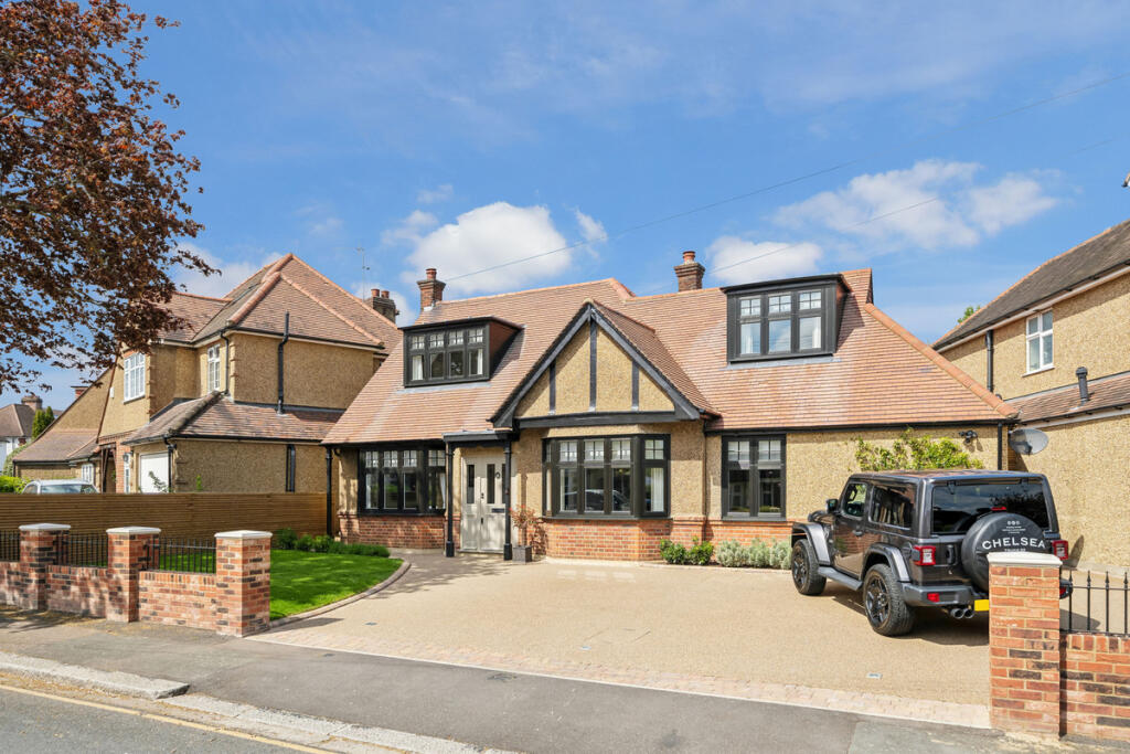 Main image of property: St Michaels Road, Broxbourne, EN10