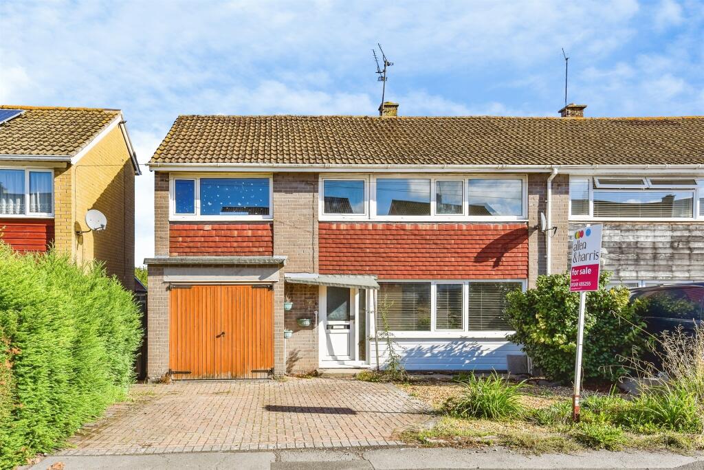 Main image of property: Hardens Mead, Chippenham
