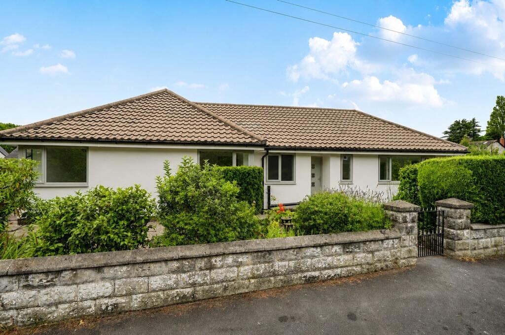 Main image of property: Low Wood Grove, Wirral, CH61