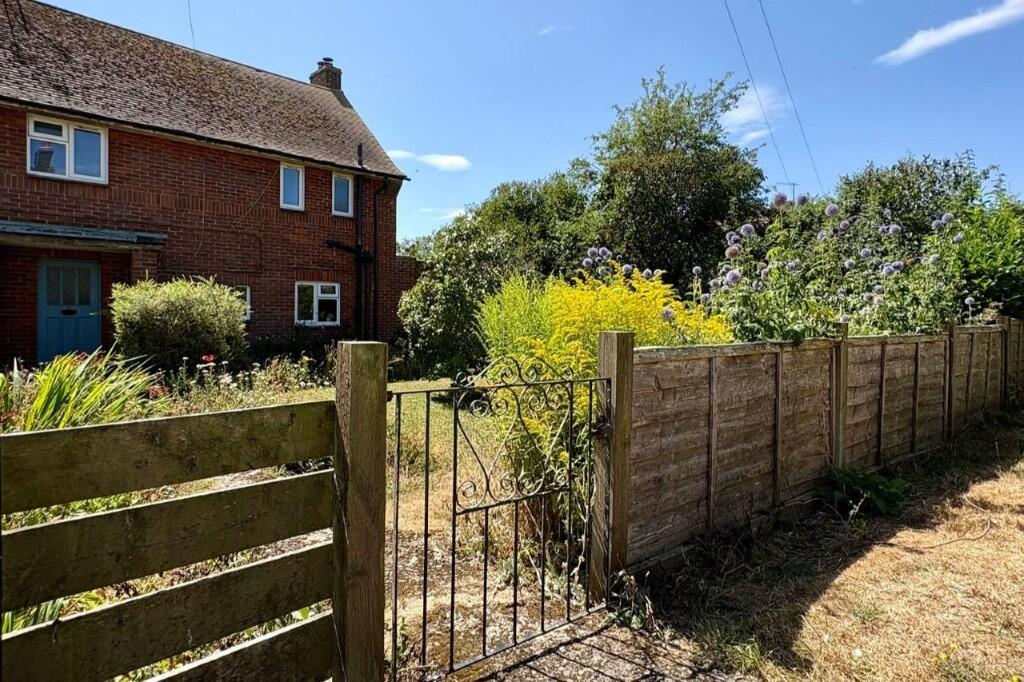 Main image of property: 2 Rectory Cottage, Jubbs Lane, Ogbourne St George, SN8 1SS