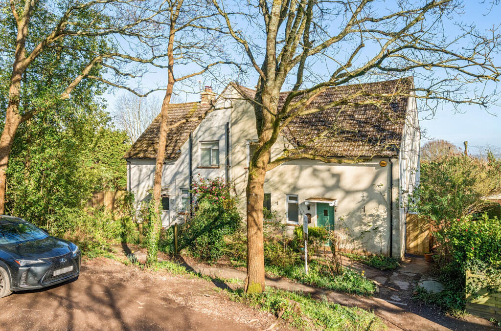 Main image of property: Heathyfields Road, Farnham, Surrey, GU9