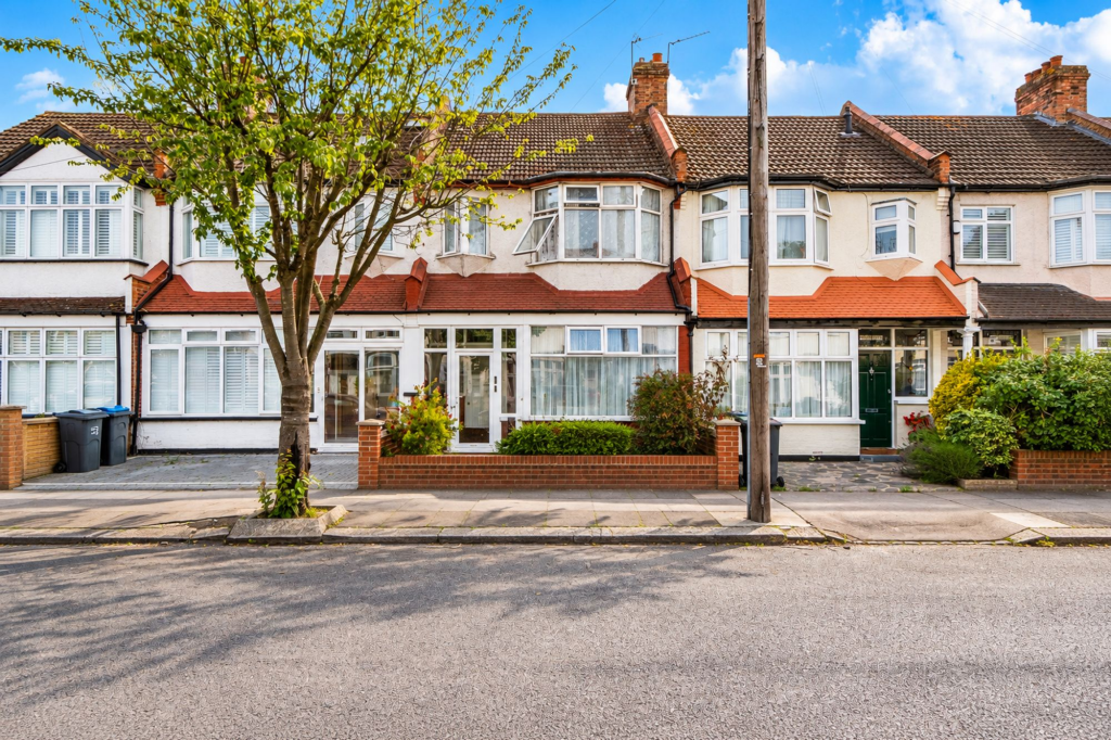 Main image of property: Pagehurst Road, Croydon, CR0