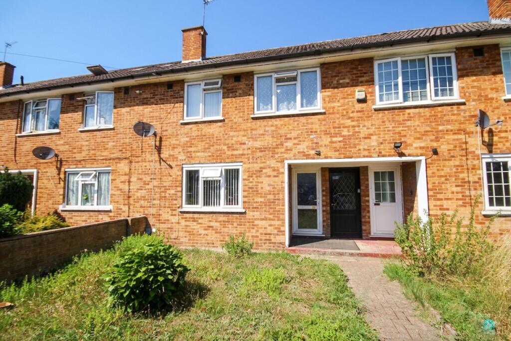Main image of property: Barra Hall Circus, Hayes, UB3