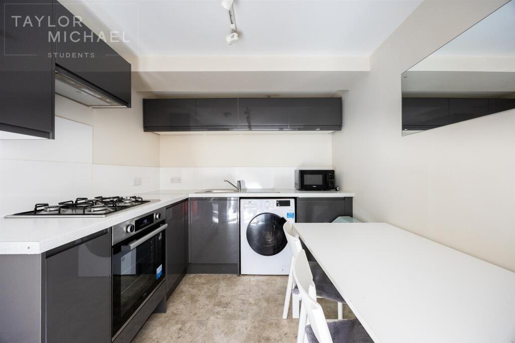 Main image of property: Caledonian Road, Brighton
