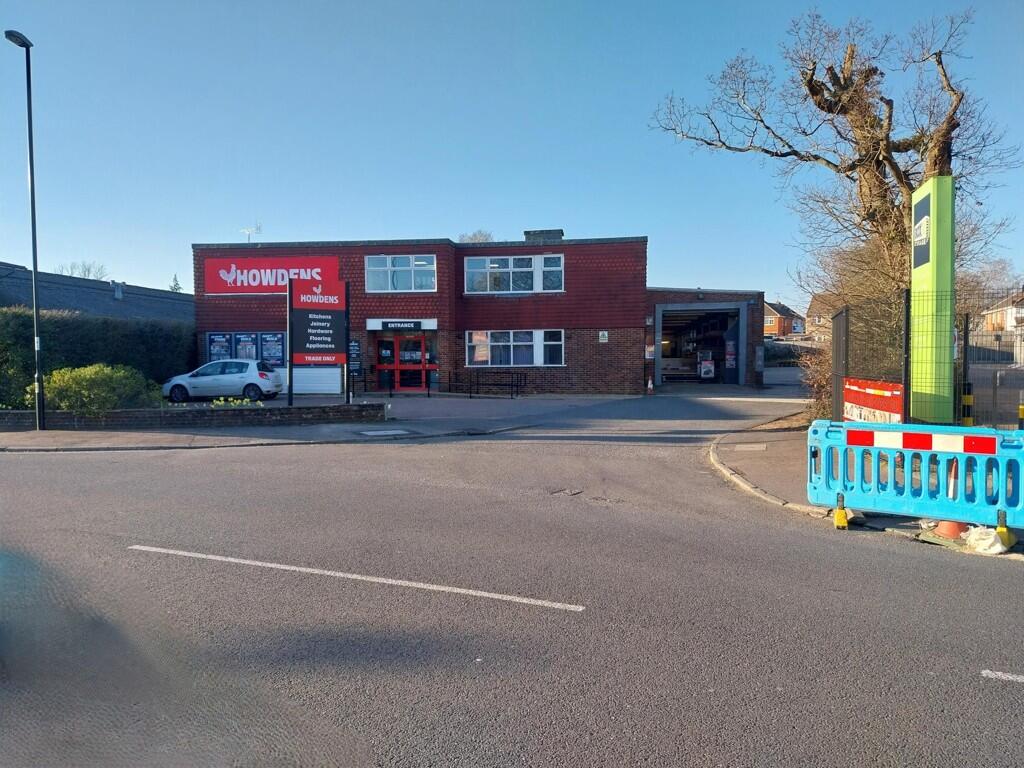 Main image of property: 18 Victoria Way, Burgess Hill, West Sussex, RH15 9NF