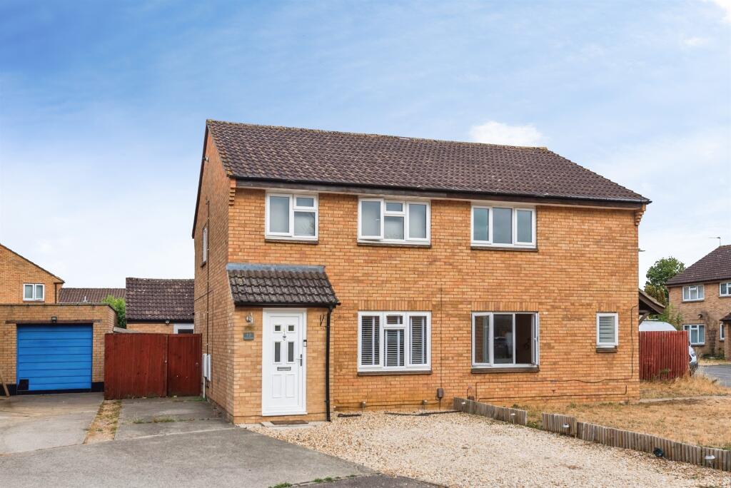 Main image of property: Pytenry Close, Abingdon