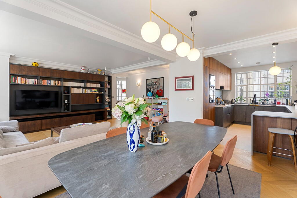 Main image of property: Stanford Court, Cornwall Gardens, South Kensington, SW7