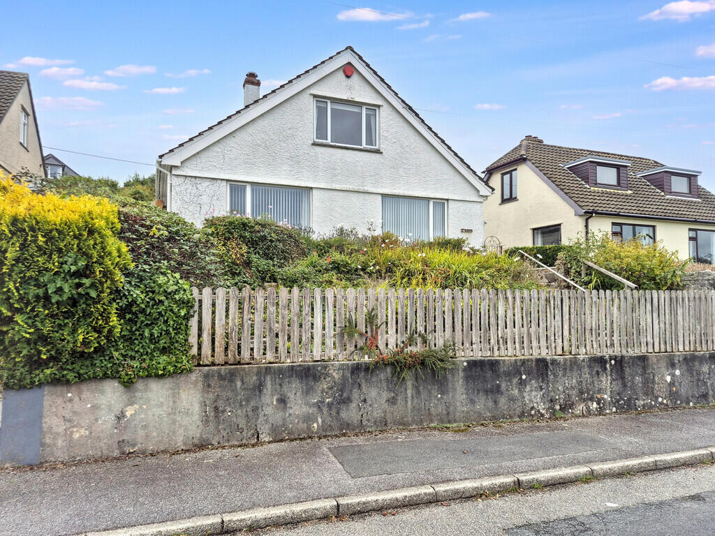 Main image of property: Parc an Challow