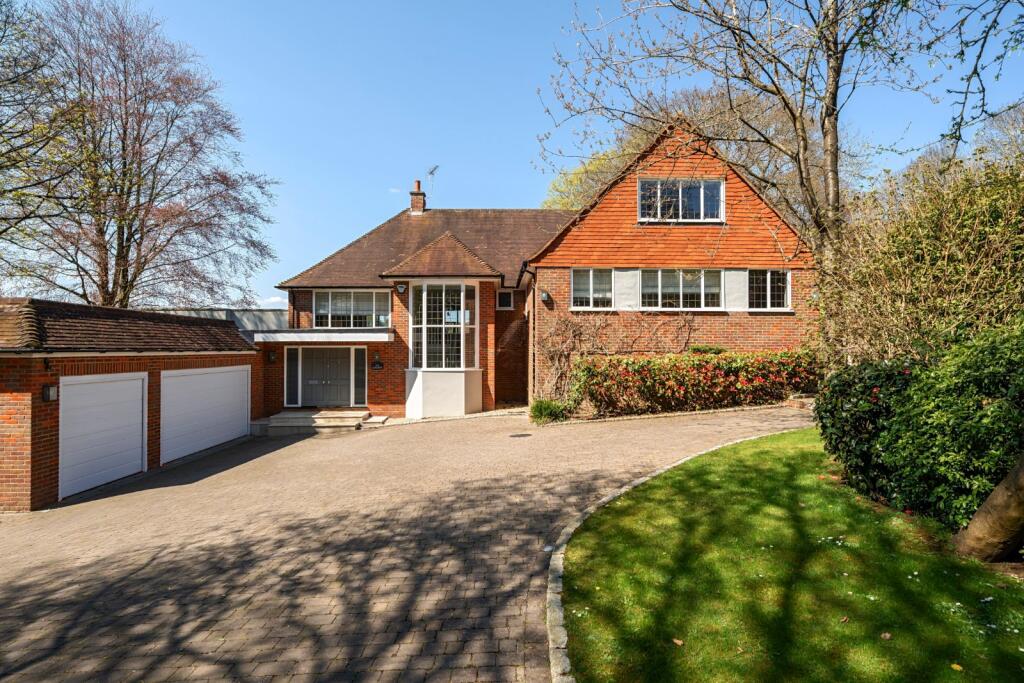 Main image of property: Camp Road, Gerrards Cross, Buckinghamshire, SL9