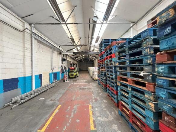 Warehouse photo 3