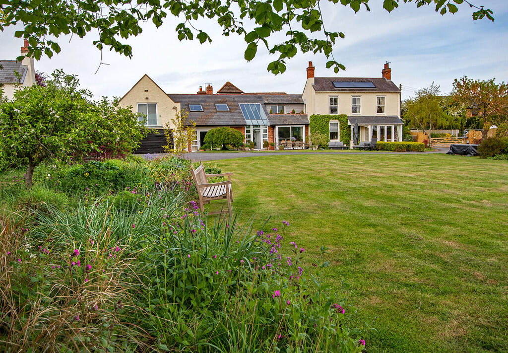 Main image of property: Ivy House, Ombersley
