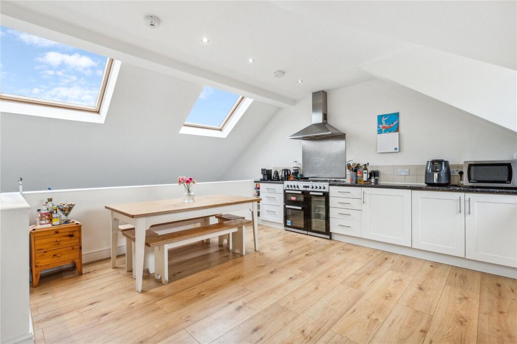 Main image of property: Earlsfield Road, Earlsfield, London, SW18