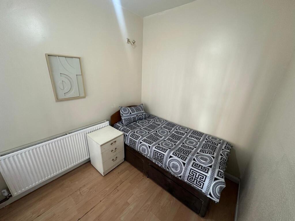 Main image of property: Room available on Knowle Road, Sparkhill