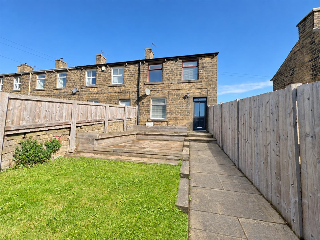Main image of property: Penistone Road, Shelley, Huddersfield, HD8 8HY