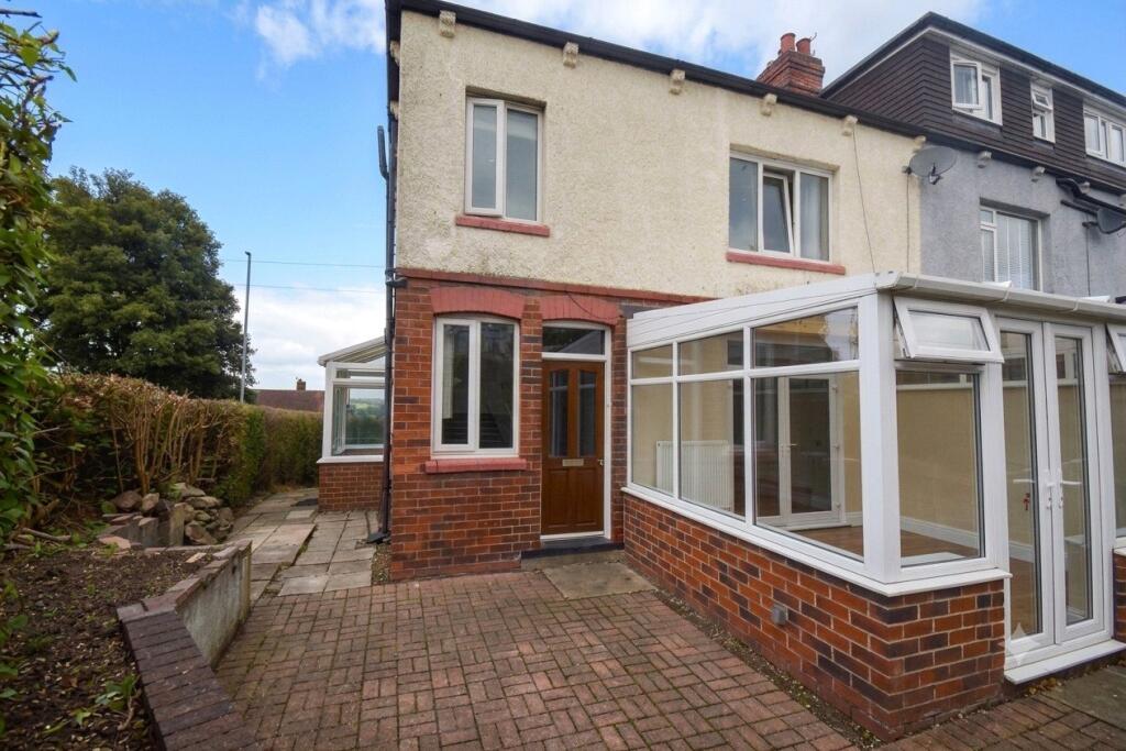 Main image of property: Cambridge Gardens, Leeds, West Yorkshire