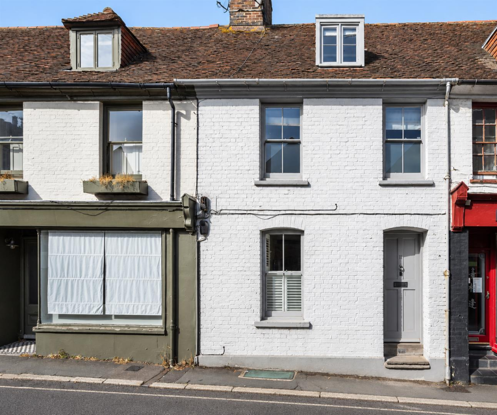 Main image of property: Fisher Street, Lewes, BN7 2DG