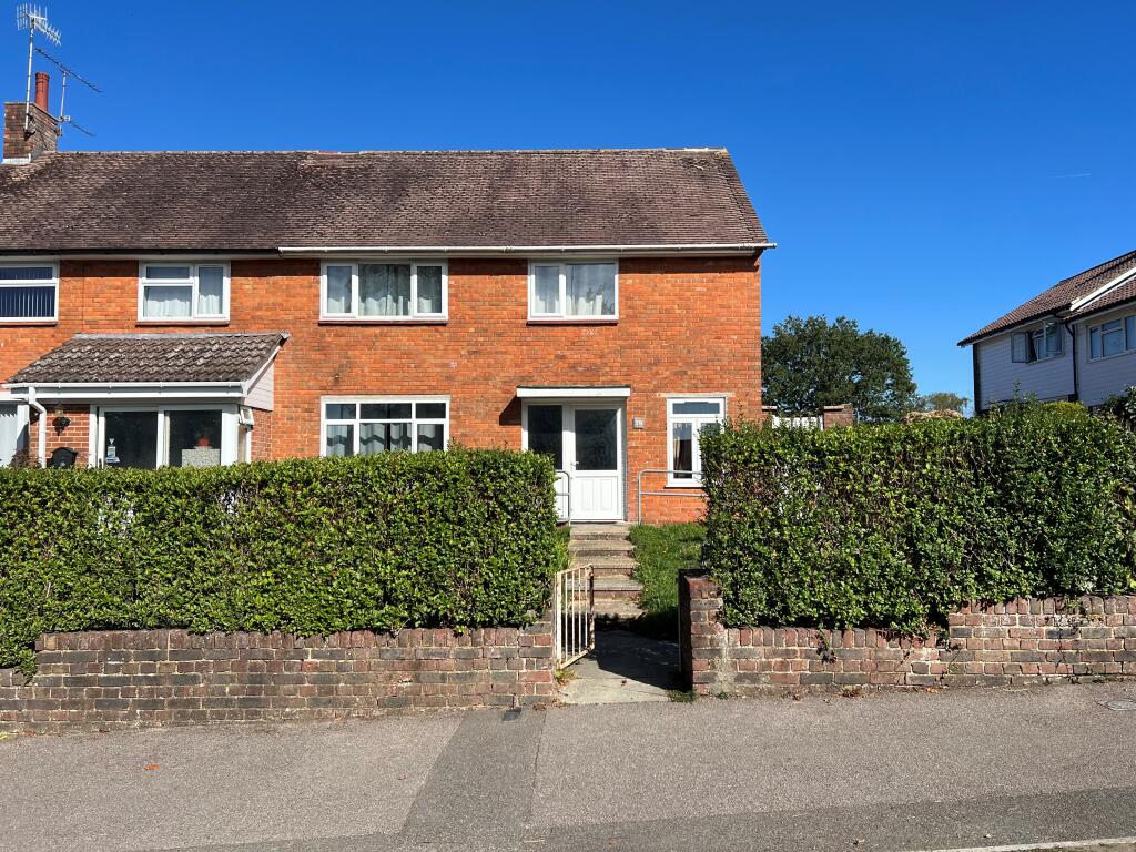 Main image of property: Gossops Green