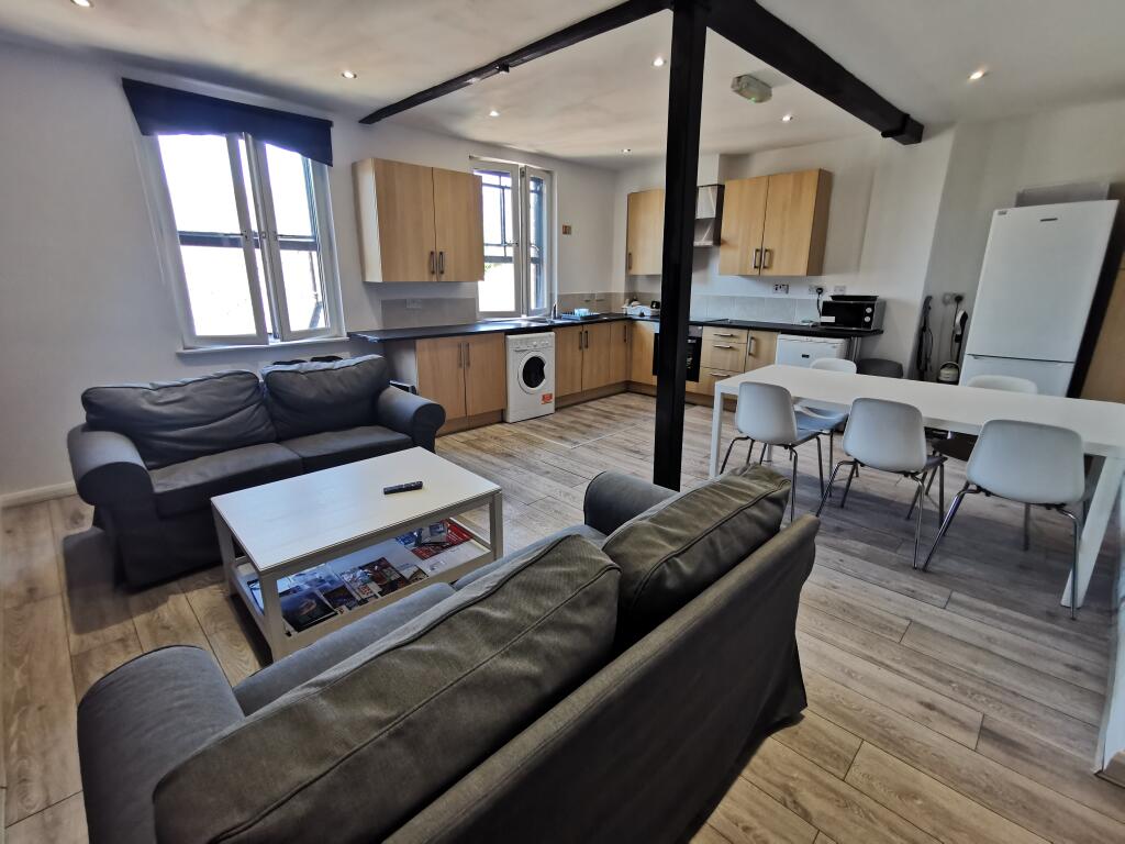 Main image of property: Wellington Street, Leicester, LE16HH