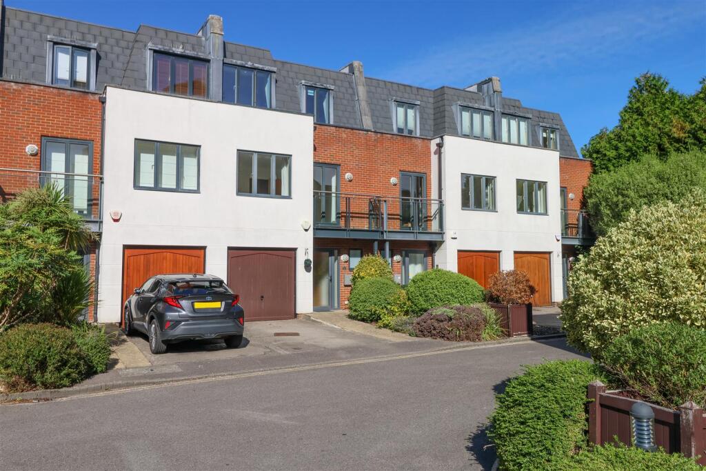 Main image of property: Kings Gate, Horsham