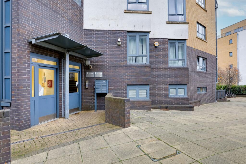 Main image of property: 24 Grove Crescent Road, London, E15