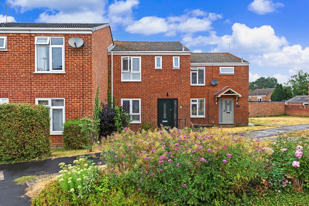 Main image of property: Elm Tree Walk, Tring