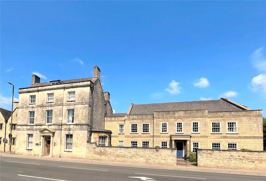 Main image of property: Oxford House, London Road, Cirencester, GL7