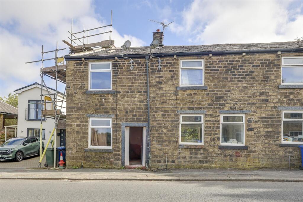 Main image of property: Bury Road, Rawtenstall, Rossendale