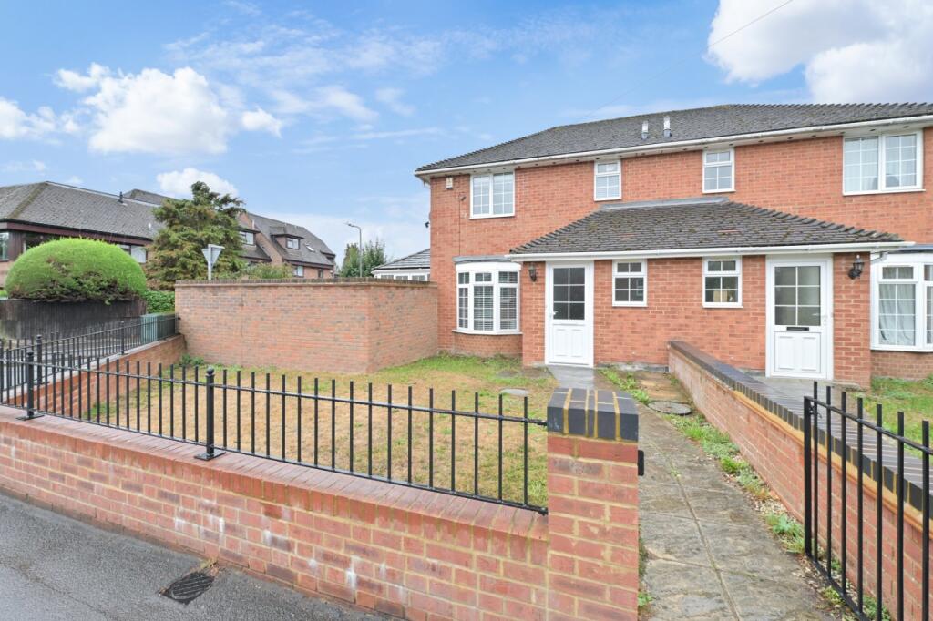 Main image of property: Dean Street, Marlow, Buckinghamshire, SL7
